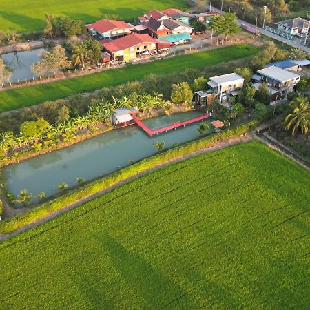 Falik Farm Stay Ayutthaya Eksteriør billede