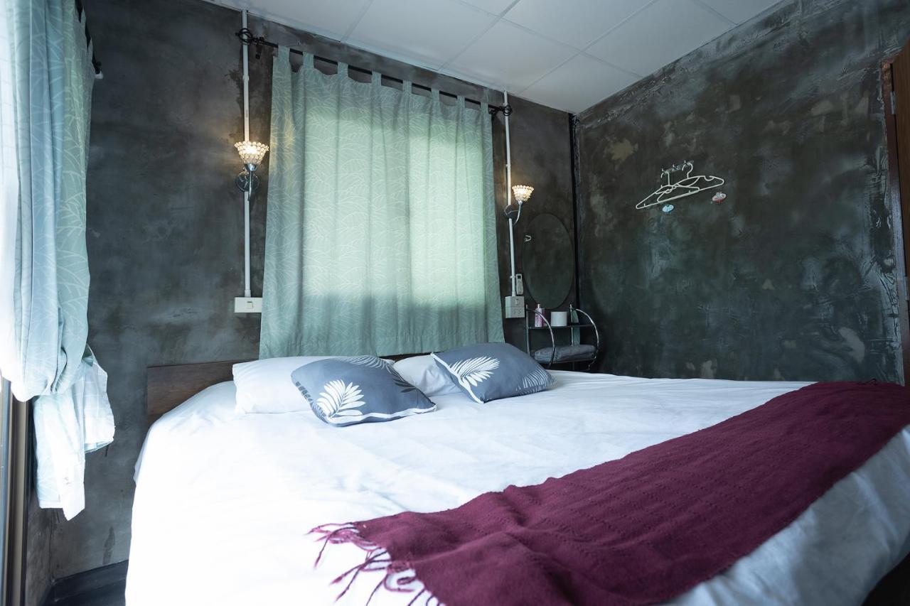 Falik Farm Stay Ayutthaya Eksteriør billede